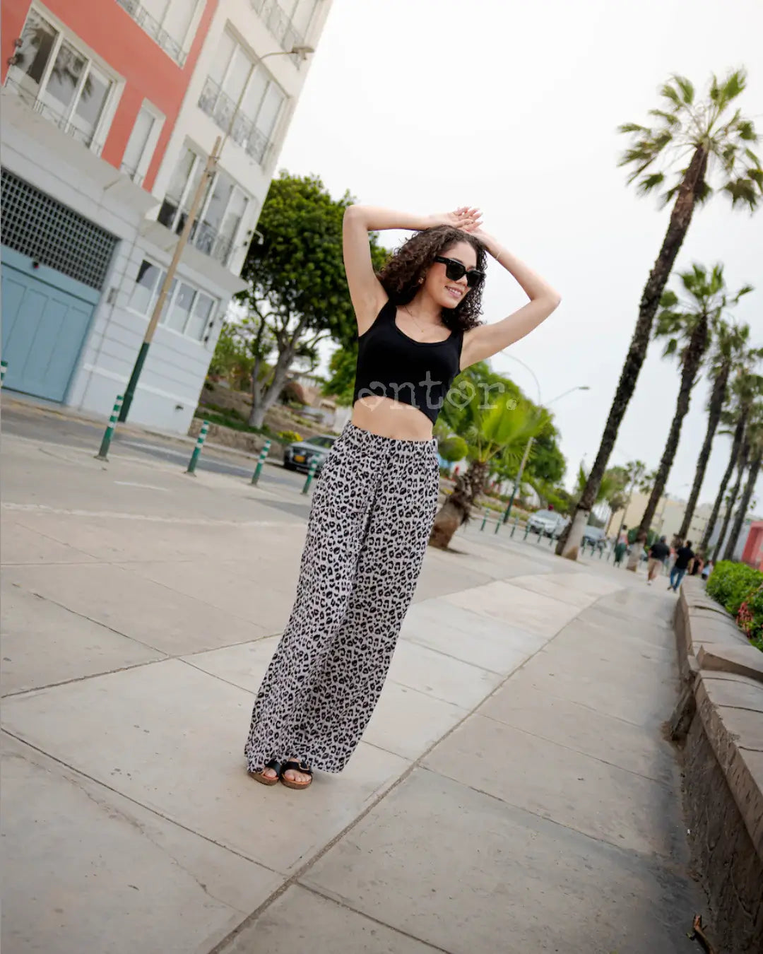 LEOPARDO WHITE PANTS